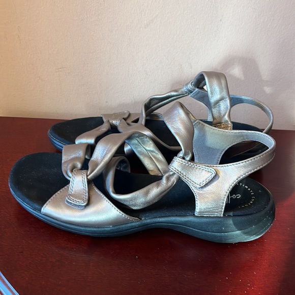Clarks Pewter Sandals with Black Soles - Picture 5 of 8